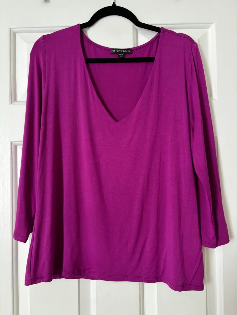 V-Neck Quarter Sleeve Shirt